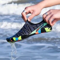 Nixnix - Waterschoenen - Maat 40 - Aquaschoenen - Strandschoenen - Antislip - Schoenen Voor Zwembaden En Strand - Volwassenen En Kinderen - Beschermt Tegen Grof Zand Scherpe Stenen En Dieren Onder Water - Unisex -Watersporten Benodigdheden 1200x1200 89