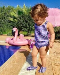 Slipstop Waterschoen Kinderen / Zwemschoenen / Zwemslof / Antislip Schoen / Gymschoen - Jongen Meisje -Navy Blauw INF 18/20 16 Slipstop Waterschoen Kinderen / Zwemschoenen / Zwemslof / Antislip Schoen / Gymschoen - Jongen Meisje -Navy Blauw INF 18/20 -Watersporten Benodigdheden 957x1200 2